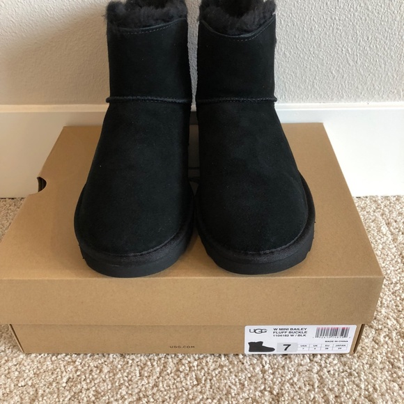 UGG Ankle Boots - Picture 2 of 8